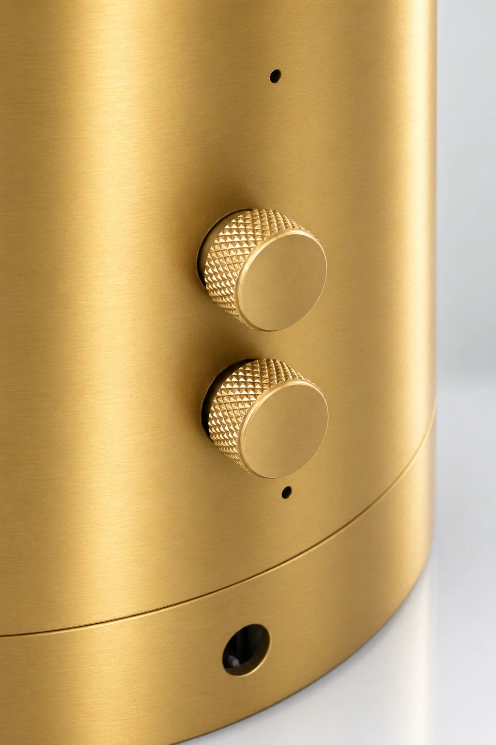 SOLA Halo Plus metal control dial detail